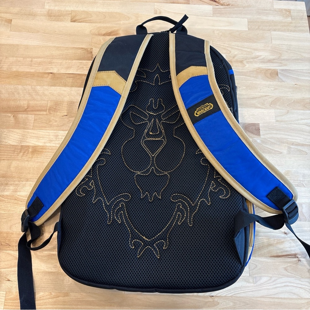Blizzcon 2019 World of Warcraft Alliance Gamer Utility Backpack Blizzard EUC - Picture 2 of 7